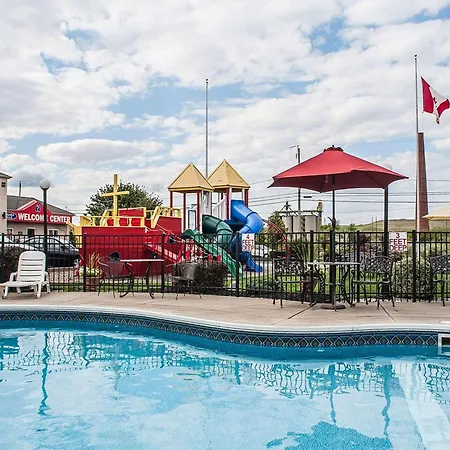 Econo Lodge At The Falls North-3